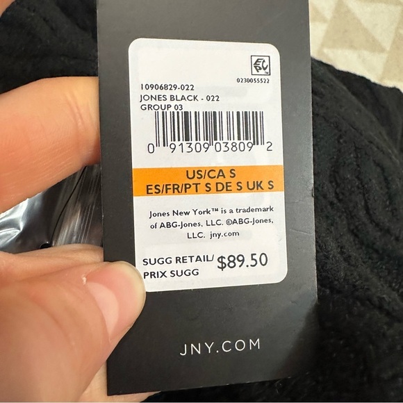 Jones New York
Women's Cable-Knit Turtleneck Sweater - Picture 3 of 3